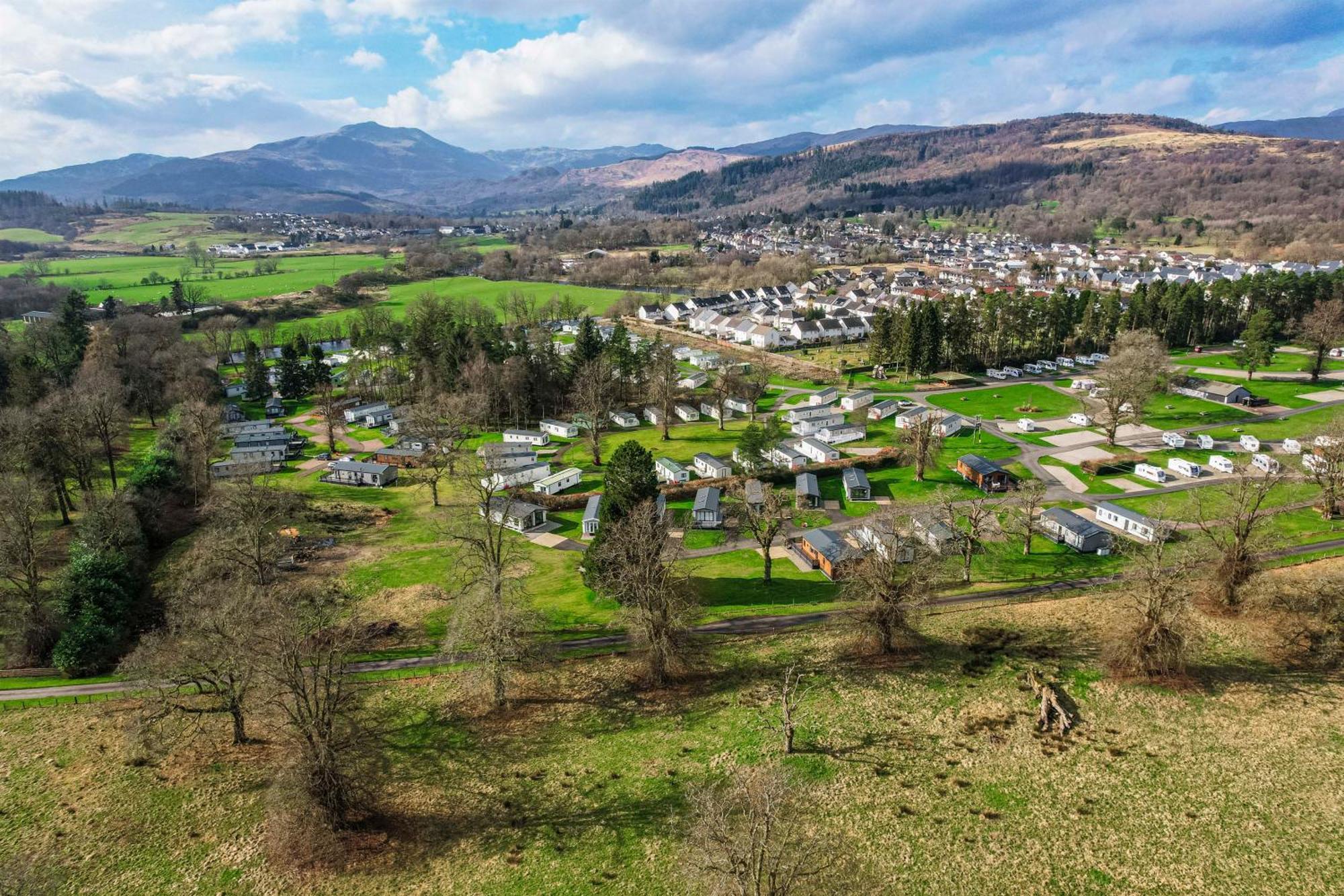 Callander Woods Holiday Park Exterior photo